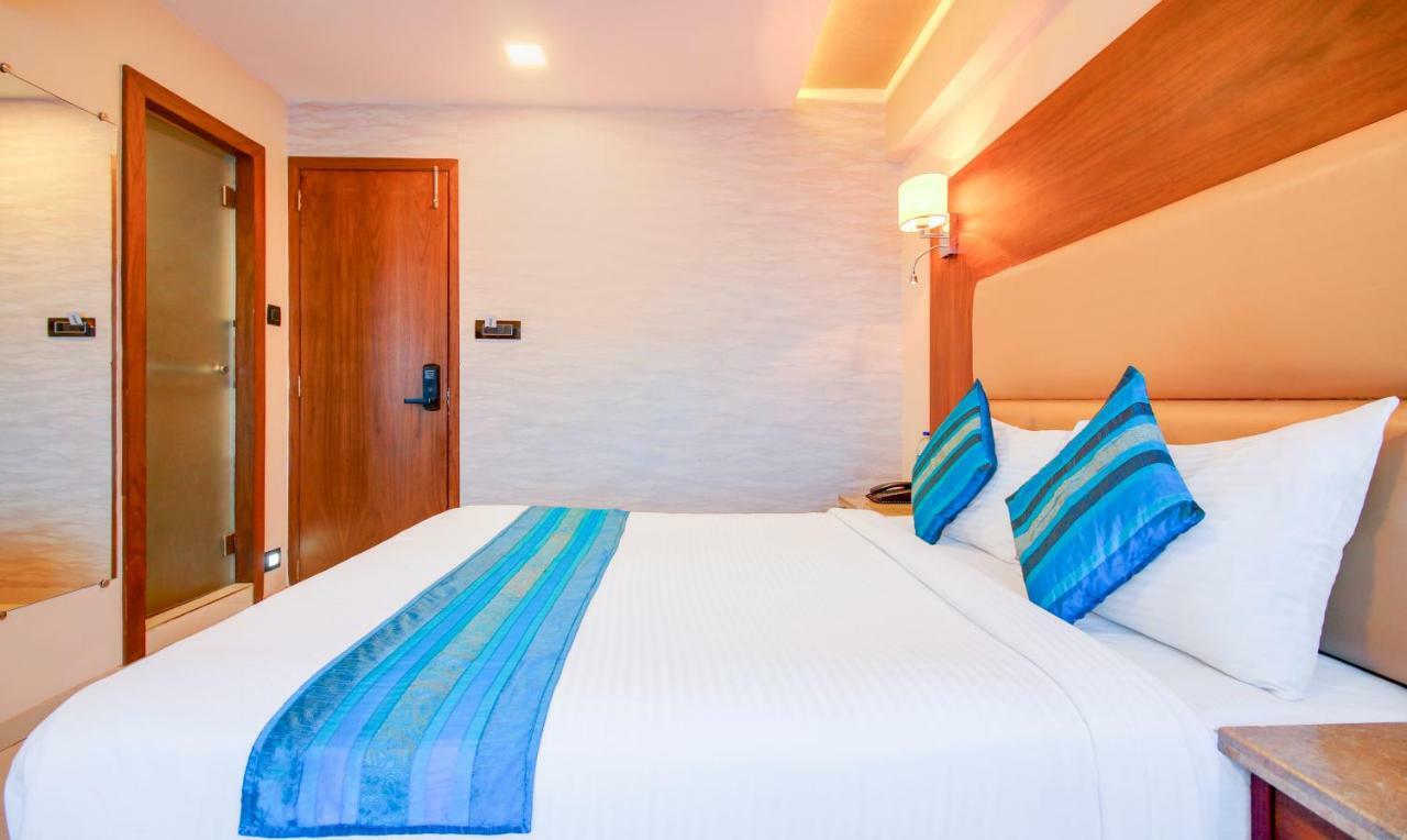 Hotel Oxford Mumbai Dış mekan fotoğraf